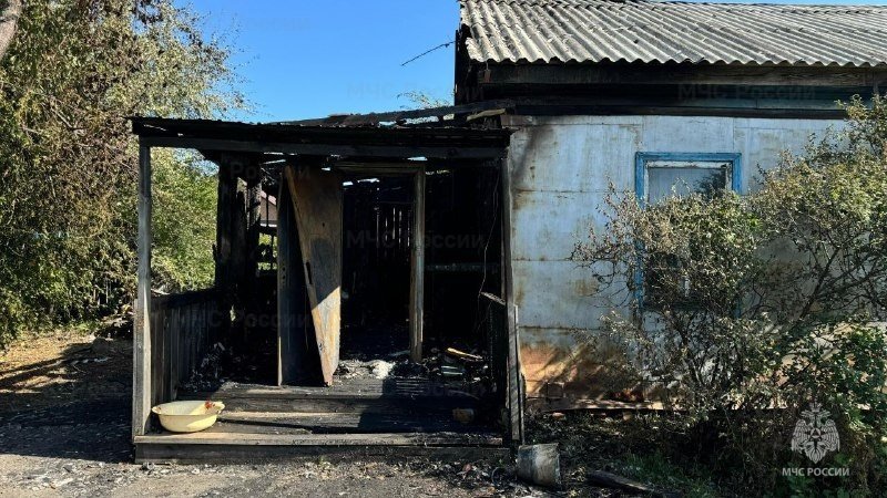 Сегодня ночью в с. Тамбовка огнеборцы тушили частный жилой дом